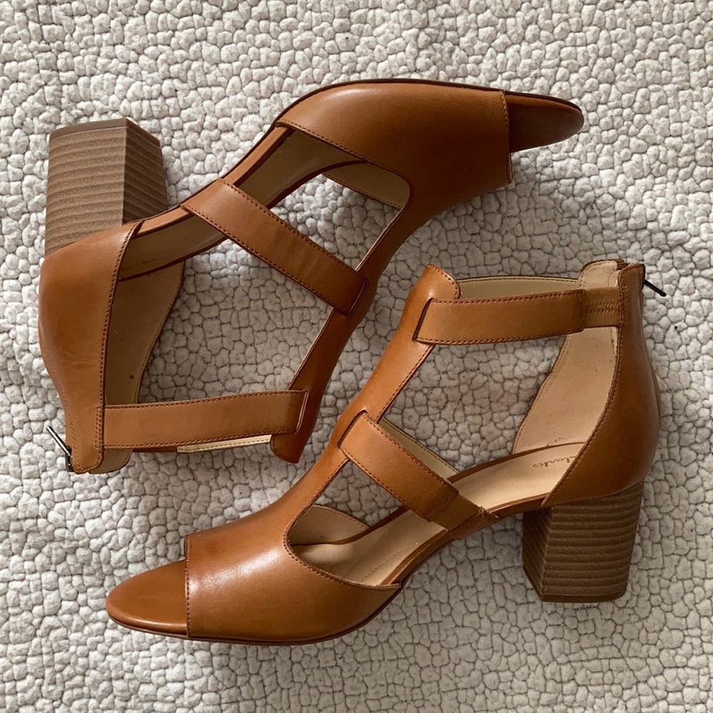 Clarks open toed heeled sandals